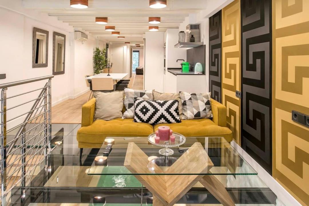 Amazing 3 Bedroom With Indoor Pool *